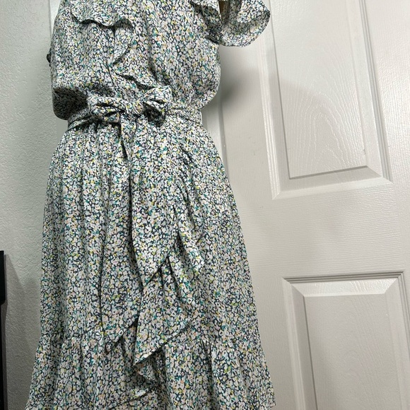 LC Lauren Conrad Floral Print Dress - Picture 3 of 8